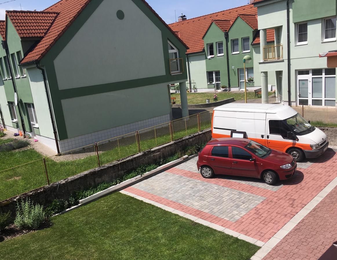 Apartmany Na Sadech Třeboň Extérieur photo